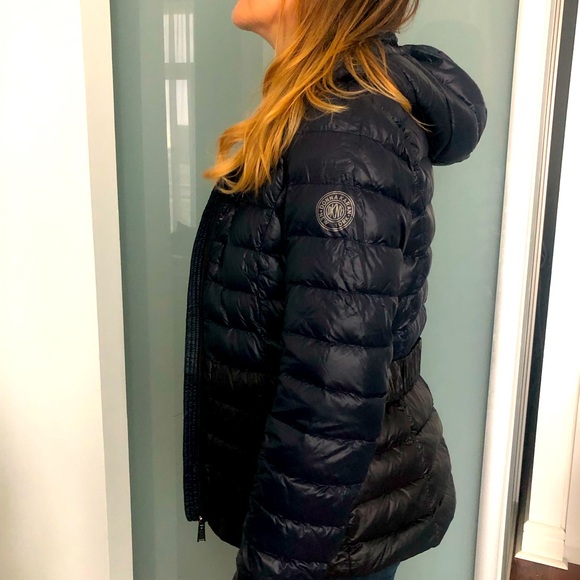 DKNY Foldable Down Hooded Jacket with Buckle - Dark Blue & Black - Picture 3 of 11